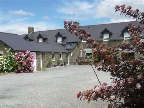 Relais De Moidrey Hotel Exterior photo